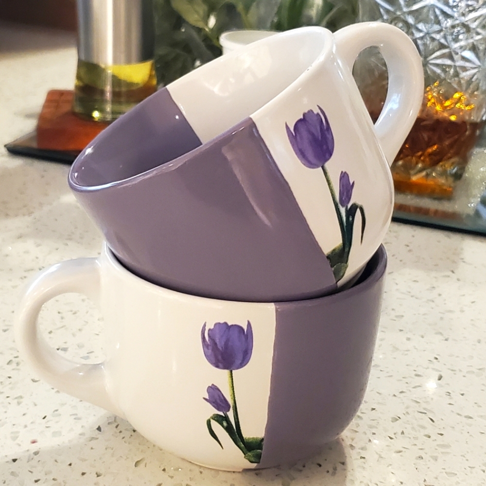 SET OF 2 VINTAGE PURPLE TULIPS MUGS